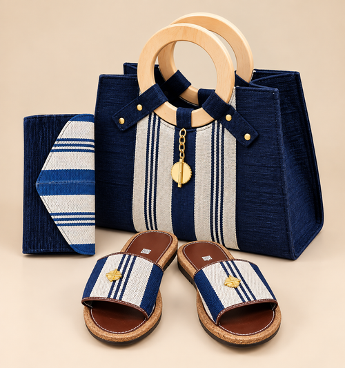 Ensemble sac, pochette et sandales bleu marine et écru – Pointure 39