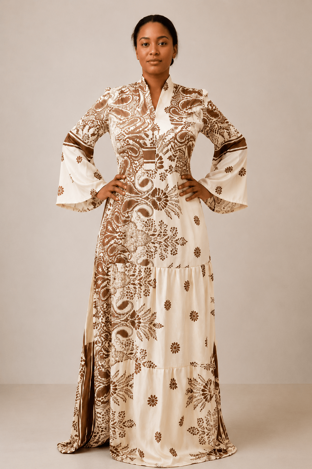Robe longue élégante beige à motifs marron - Aby Shop